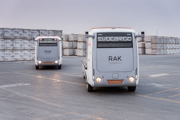 Evocargo ra mắt dịch vụ vận tải hàng hóa không người lái thương mại đầu tiên tại UAE