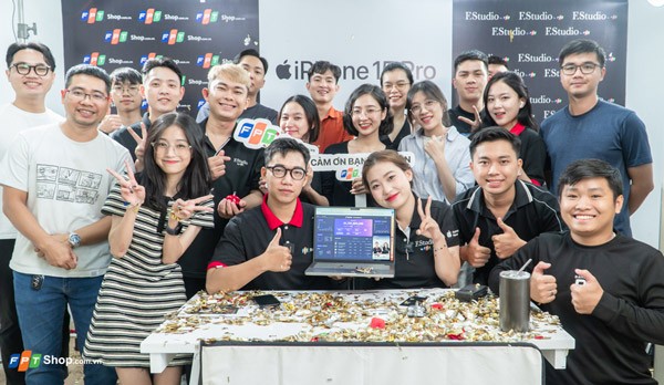 Nhận quyền mở bán chính thức từ Apple, F.Studio by FPT tung ưu đãi tại gian hàng TikTok Shop