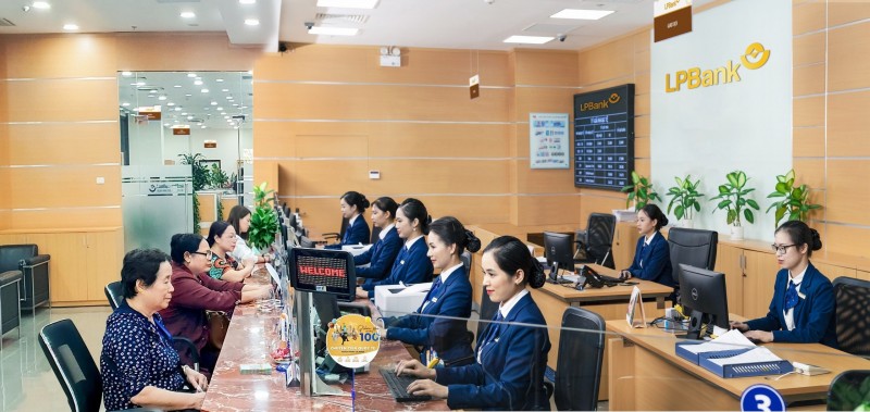 LPBank: Điểm sáng trong bức tranh lợi nhuận ngành