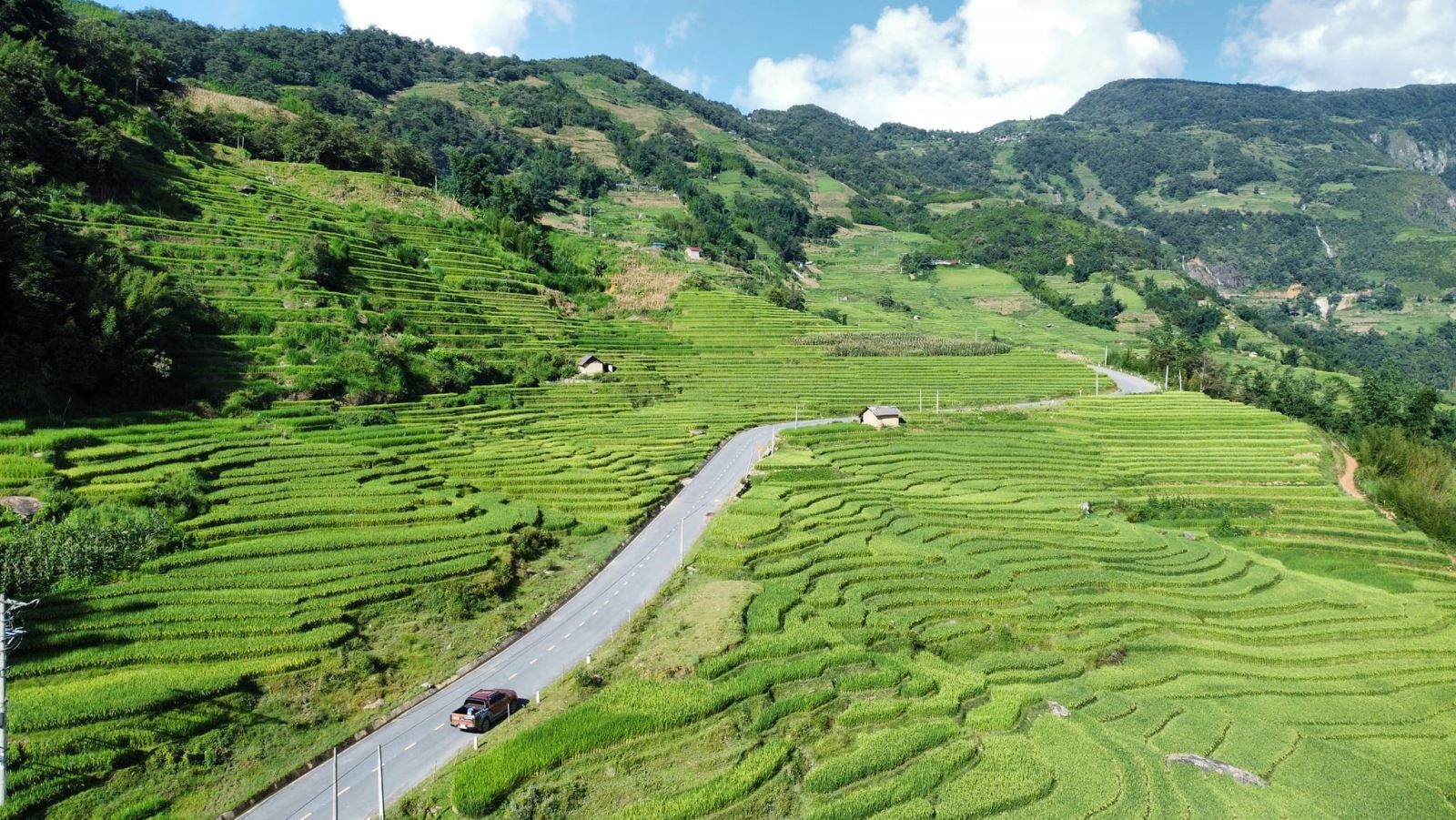 Cùng khám phá vẻ đẹp “Y Tý xanh” vào tháng 8