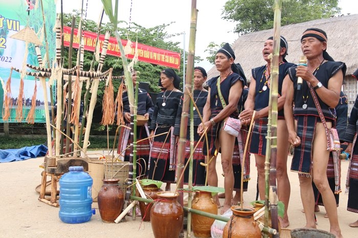 Du lịch văn hóa cộng đồng ở làng Mơ Hra – Đáp