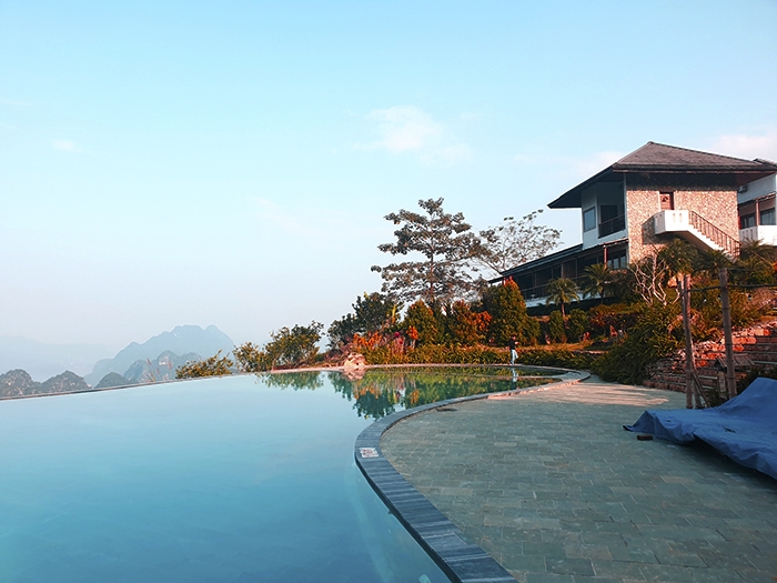Các khu nghỉ dưỡng sinh thái trên khu du lịch hồ Hòa Bình - Điểm đến cho những du khách yêu thích thiên nhiên