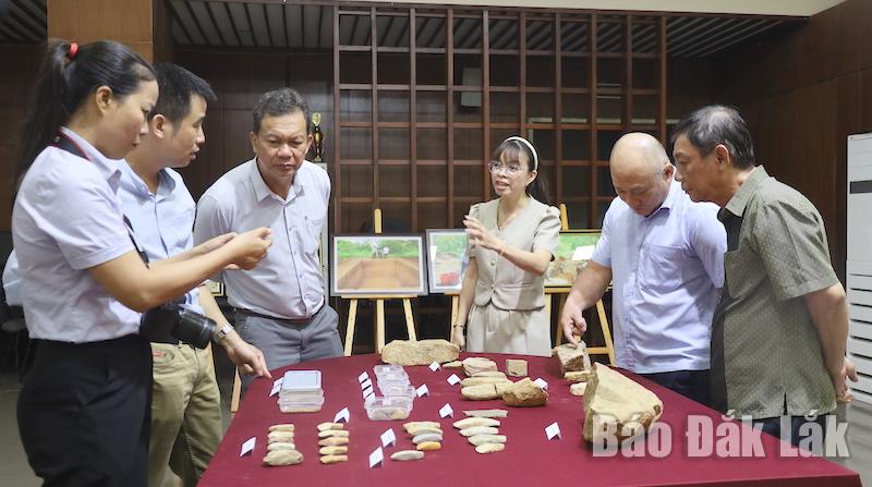 Tiếp tục thu được hàng ngàn hiện vật tại Di chỉ khảo cổ học Thác Hai