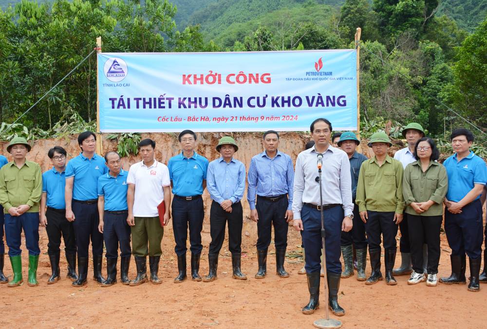 Khởi công tái thiết khu dân cư thôn Kho Vàng, xã Cốc Lầu, huyện Bắc Hà