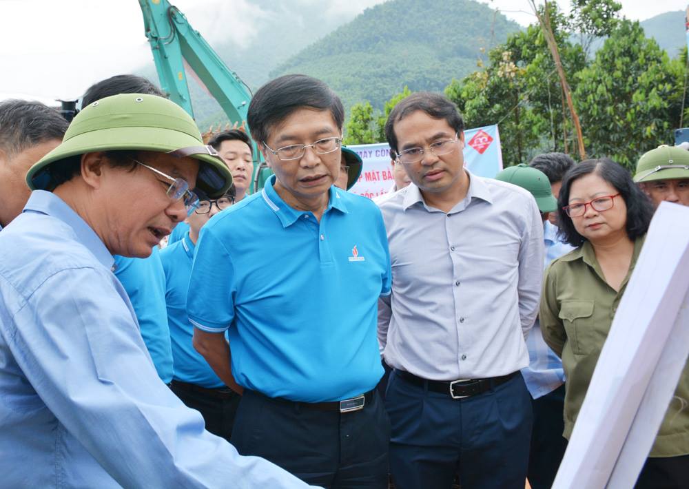 Khởi công tái thiết khu dân cư thôn Kho Vàng, xã Cốc Lầu, huyện Bắc Hà