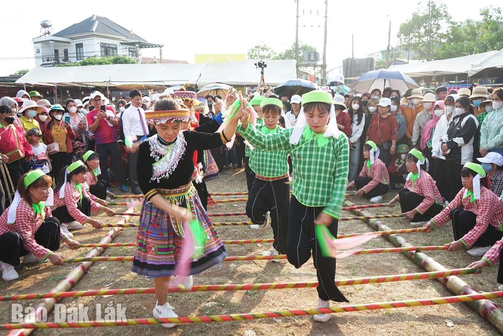 Bảo tồn và phát huy giá trị văn hóa các dân tộc thiểu số: “Đánh thức” giá trị truyền thống (Kỳ 1)