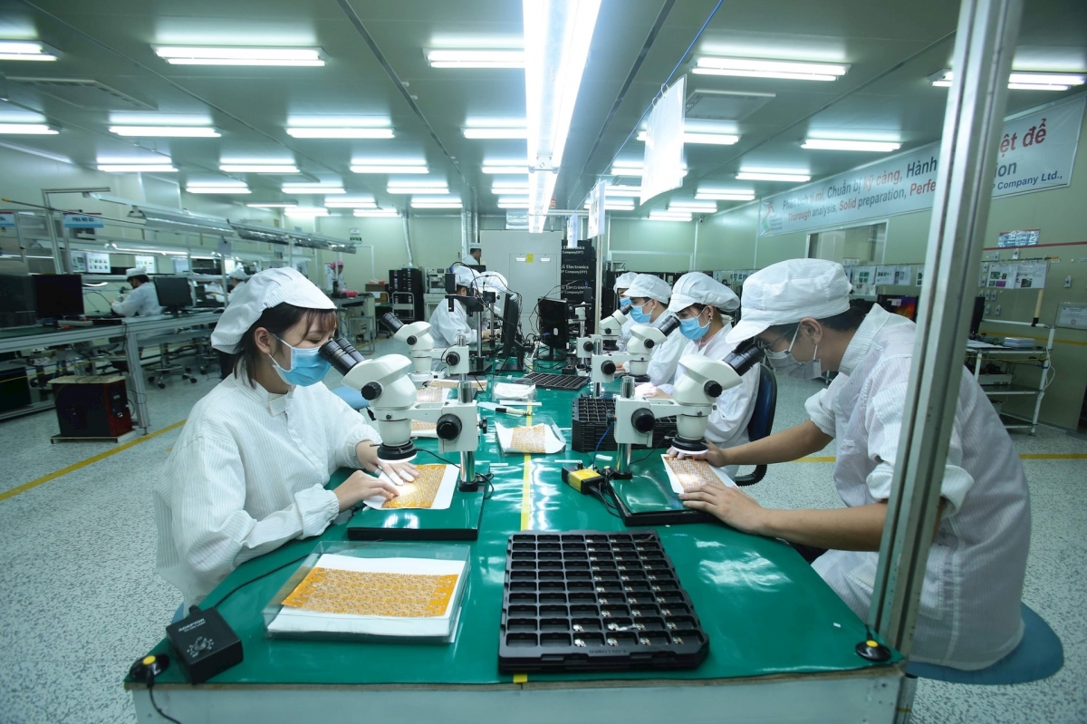 Năm 2024 tăng trưởng GDP vượt mục tiêu Quốc hội đề ra