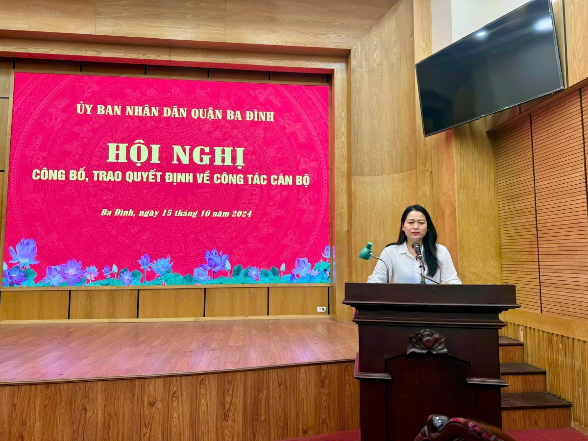 Hà Nội: Quận Ba Đình công bố quyết định luân chuyển, điều động, bổ nhiệm lại nhiều lãnh đạo nhà trường