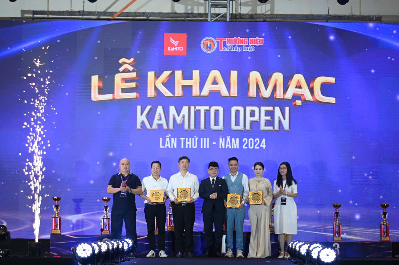 Khai mạc giải cầu lông Kamito Open