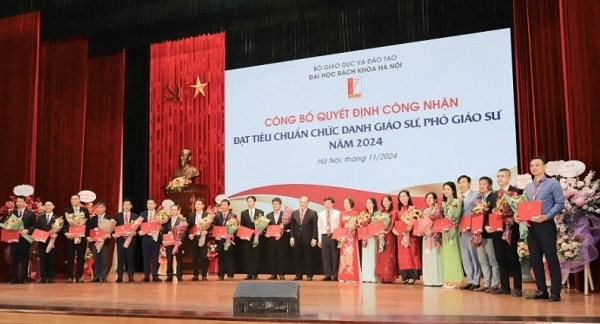 Đại học Bách khoa Hà Nội trao quyết định công nhận 23 Giáo sư, Phó giáo sư