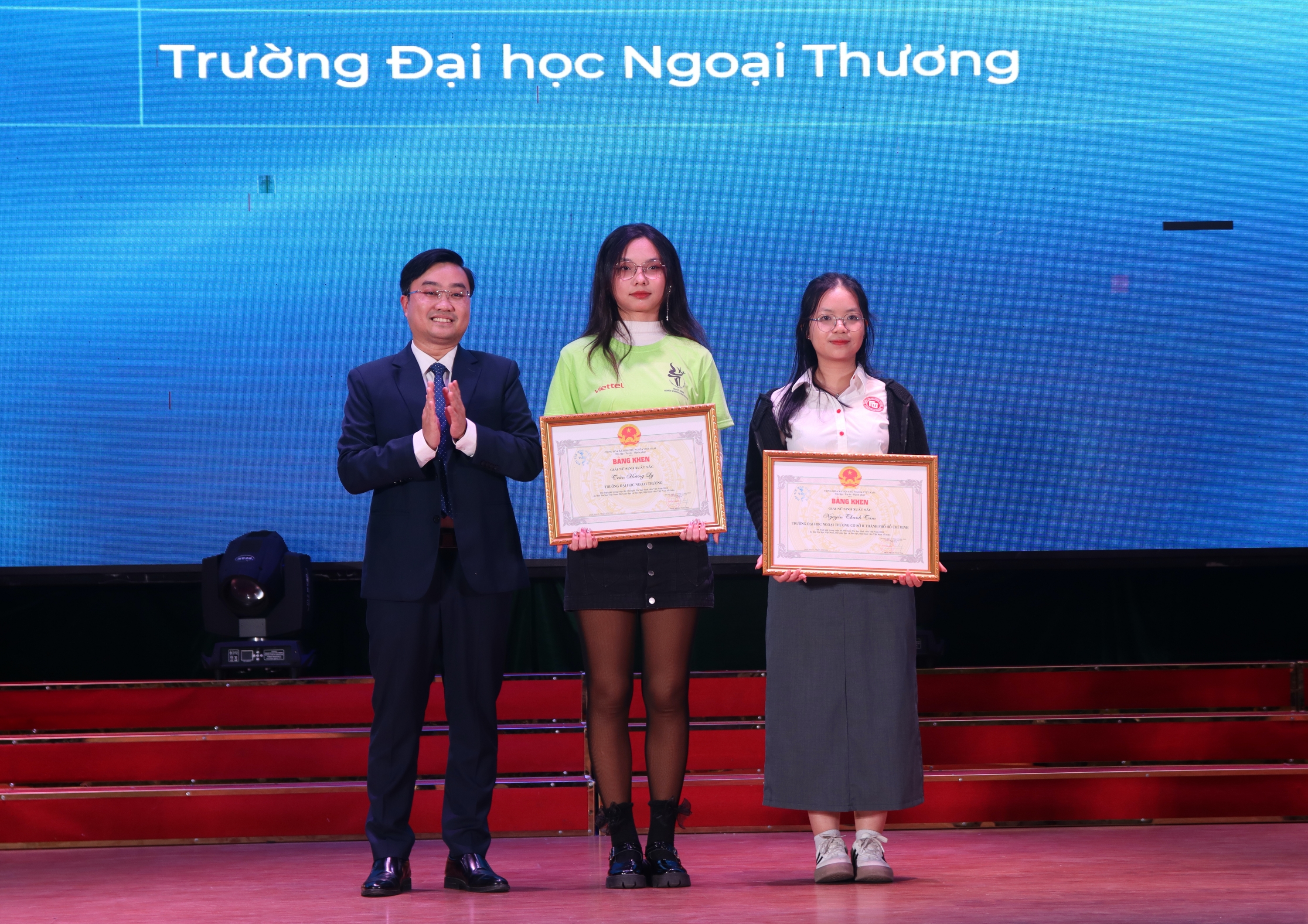 OLP’24 - Procon - ICPC Asia Hanoi: Việt Nam giành 2 Huy chương Vàng tại ICPC Asia Hanoi 2024