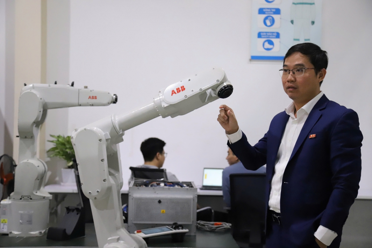 Doanh nghiệp đang rất linh động trong việc bắt kịp xu hướng sử dụng robot công nghiệp