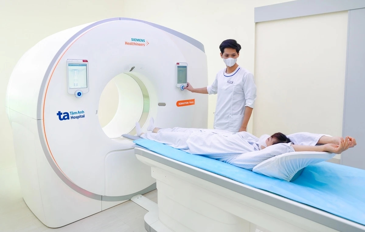 Siemens Healthineers chuyển giao siêu máy chụp CT đầu tiên cho Việt Nam