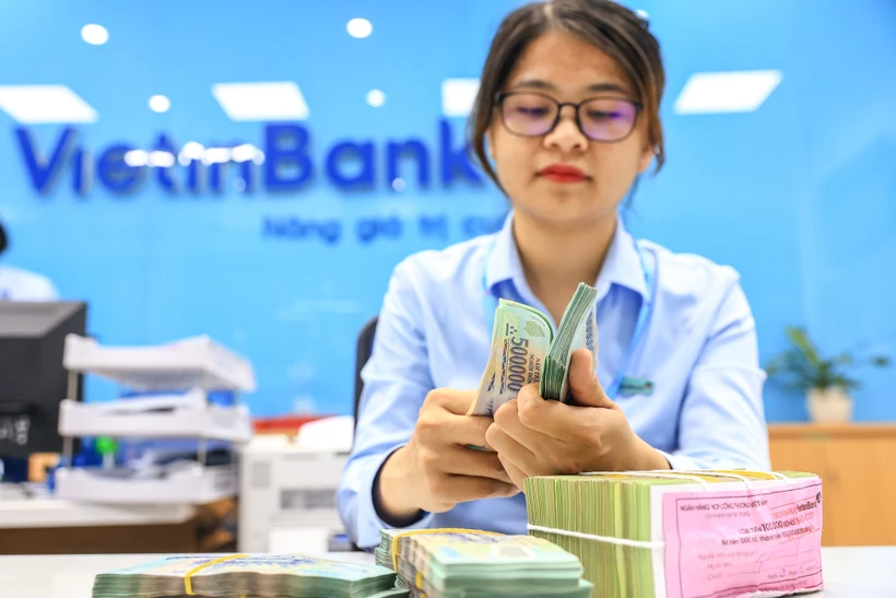 Tin tức ngân hàng nổi bật tuần qua: Techcombank thành lập Công ty Bảo hiểm Nhân thọ Kỹ thương