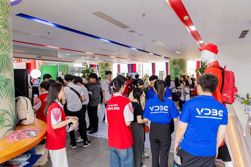 VDBC và các trường đại học Việt Nam trong Robotics Edutech