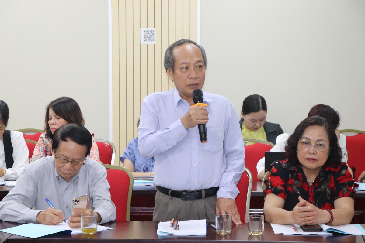 Nhà nước phải cấp kinh phí cho vút star để thường xuyên cập nhật kiến thức cho các nhà khoa học. Kiến nghị khi sửa luật khoa học công nghệ có được cơ chế cho các nhà khoa học thuộc các hội nghề nghiệp tham gia trực tiếp vào các hoạt động này.. Ảnh: Hoàng Tùng