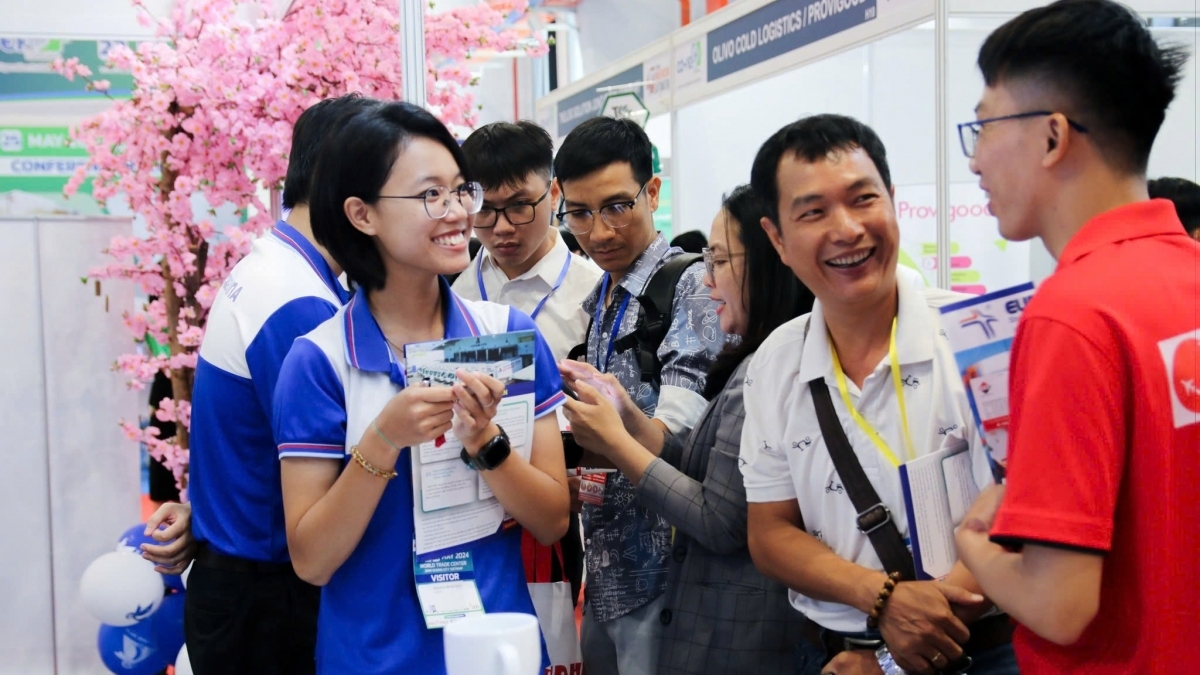 Hơn 200 doanh nghiệp "đổ bộ" Triển lãm Kho vận và Tự động hóa Việt Nam 2025