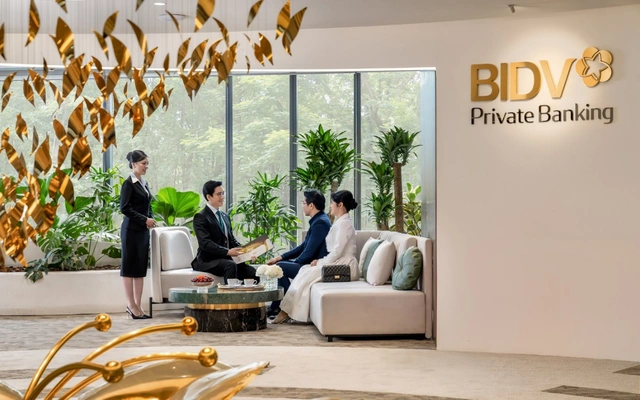 Tin tức ngân hàng nổi bật tuần qua: VietinBank áp dụng lãi suất huy động cao nhất cho tiền gửi cá nhân