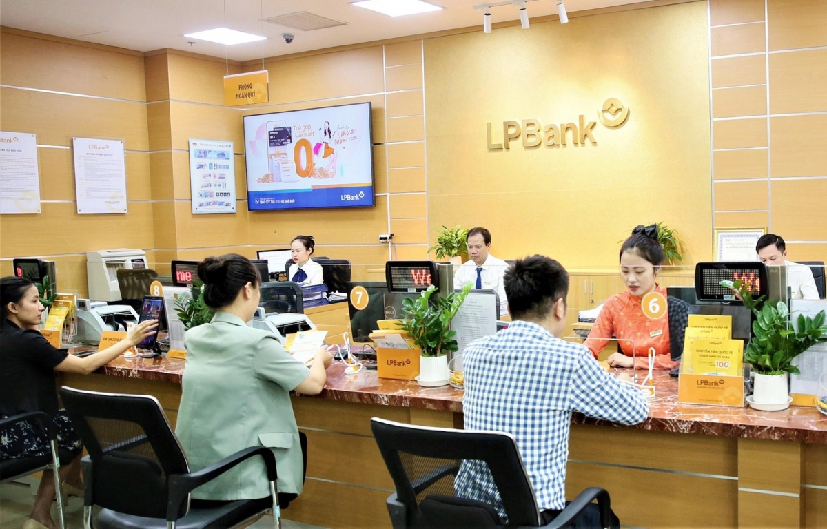 Lãi suất ngân hàng tuần mới tháng 5/2025: PVcomBank trả lãi tiền gửi 9%/năm với điều kiện gì?