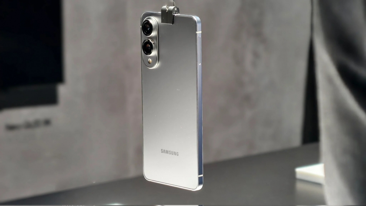 Galaxy S25 Edge ra mắt với thiết kế siêu mỏng