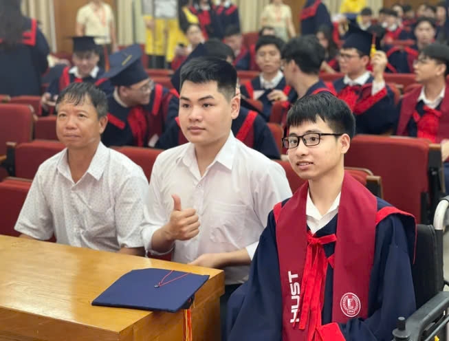 Những tấm gương của lòng nhân hậu và nghị lực phi thường