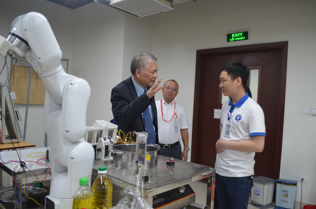 Thêm cơ hội đào tạo tiên tiến cho kỹ sư ngành Công nghiệp bán dẫn, Tự động hóa và AI