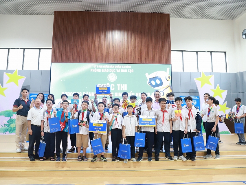 Sôi nổi Cuộc thi Robotics quận Ba Đình (Hà Nội) với chủ đề “Bảo vệ môi trường biển”