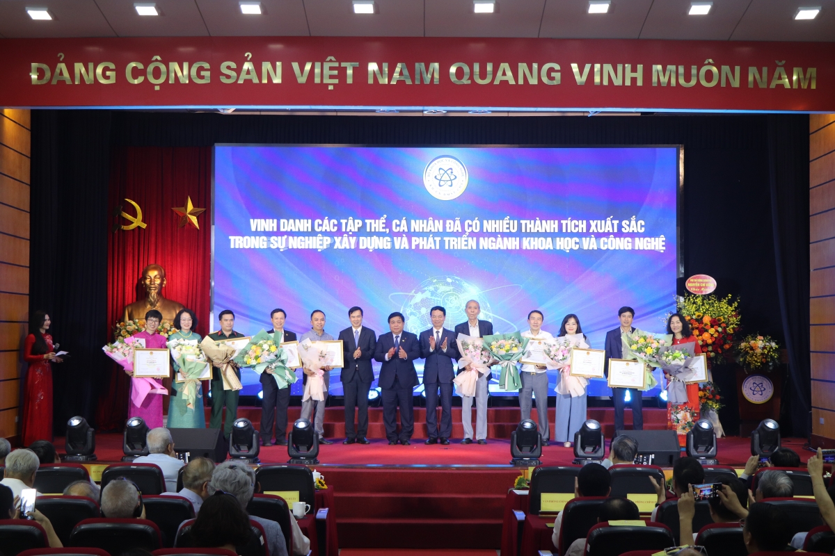 Đất nước bước vào kỷ nguyên khoa học, công nghệ, đổi mới sáng tạo và chuyển đổi số
