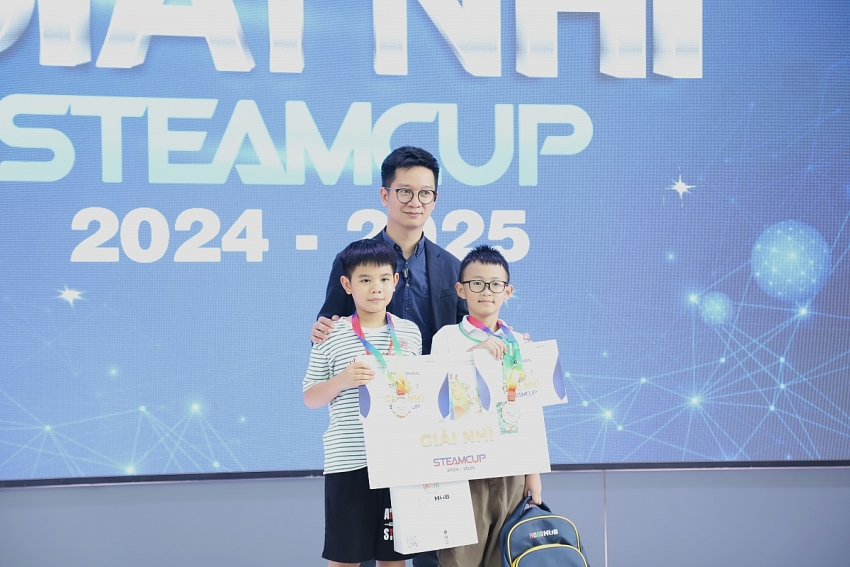 Chung kết STEAMCUP 2024 - 2025: Học sinh Hà Nội tranh tài mô phỏng cứu trợ thiên tai