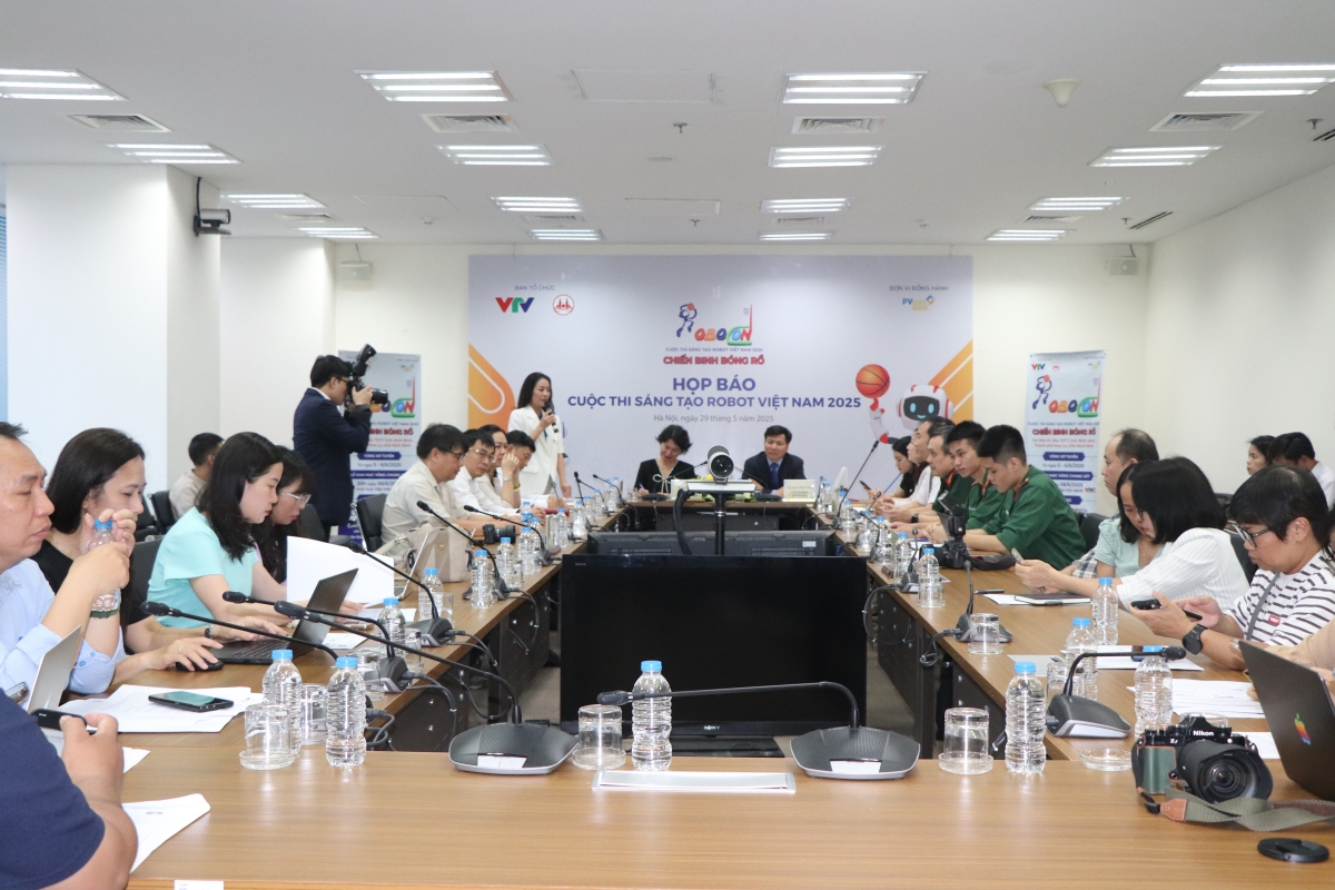 Họp báo Sáng tạo Robot Việt Nam 2025