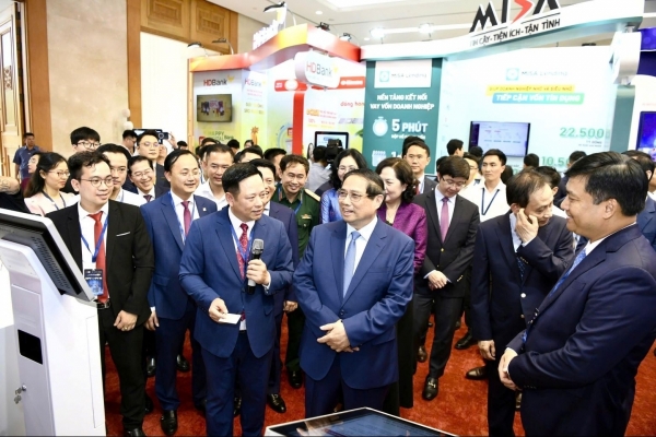 Agribank đẩy mạnh chuyển đổi số: Kiến tạo ngân hàng nhân văn vì cộng đồng