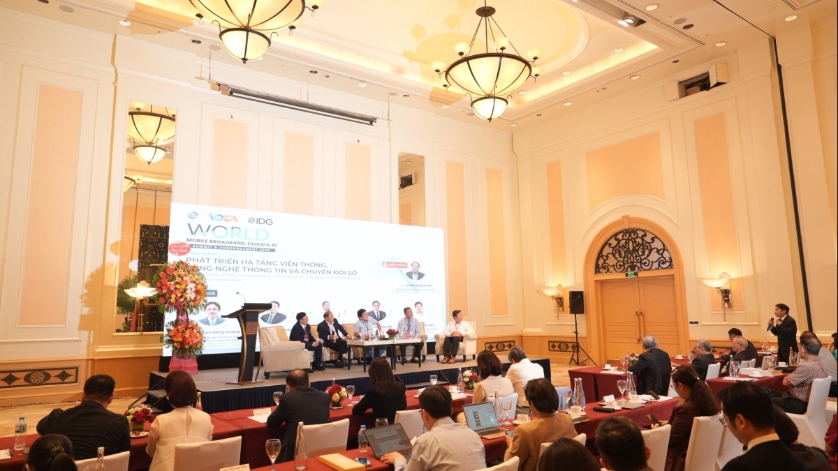 World Mobile Broadband & Cloud AI Summit 2025: Động lực mới cho viễn thông Việt Nam trong kỷ nguyên số