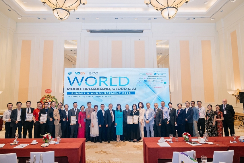 World Mobile Broadband & Cloud AI Summit 2025: Động lực mới cho viễn thông Việt Nam trong kỷ nguyên số