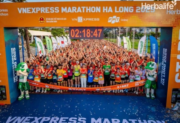 Herbalife Việt Nam cổ vũ lối sống khỏe tại giải chạy VnExpress Marathon Hạ Long
