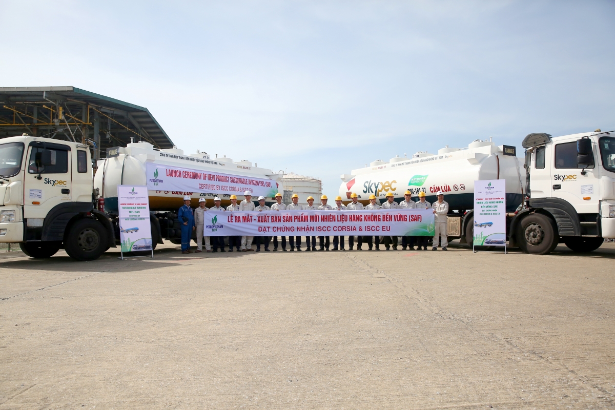 BSR xuất bán lô sản phẩm mới Nhiên liệu hàng không bền vững (SAF) BSR xuất bán lô sản phẩm mới Nhiên liệu hàng không bền vững (SAF)