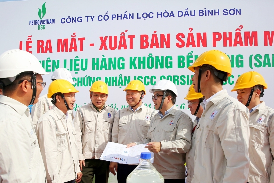 BSR xuất bán lô sản phẩm mới Nhiên liệu hàng không bền vững (SAF)