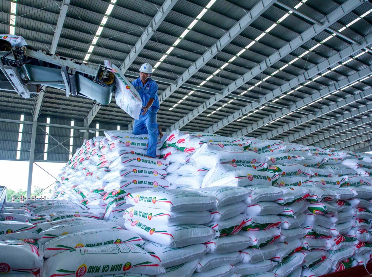 PVCFC được vinh danh Top 5 doanh nghiệp niêm yết Việt Nam có điểm quản trị cao nhất