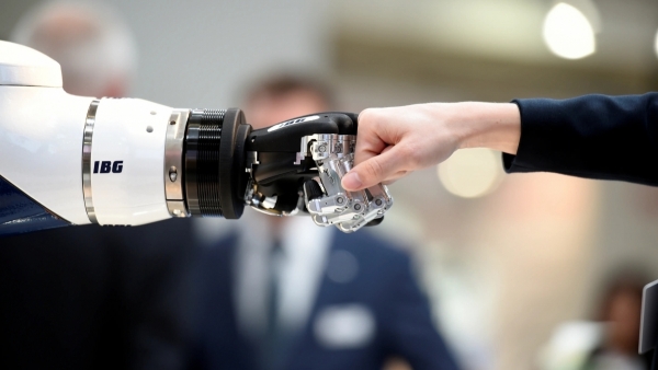 AI - Siêu trí tuệ hay chỉ là một công cụ thời đại?