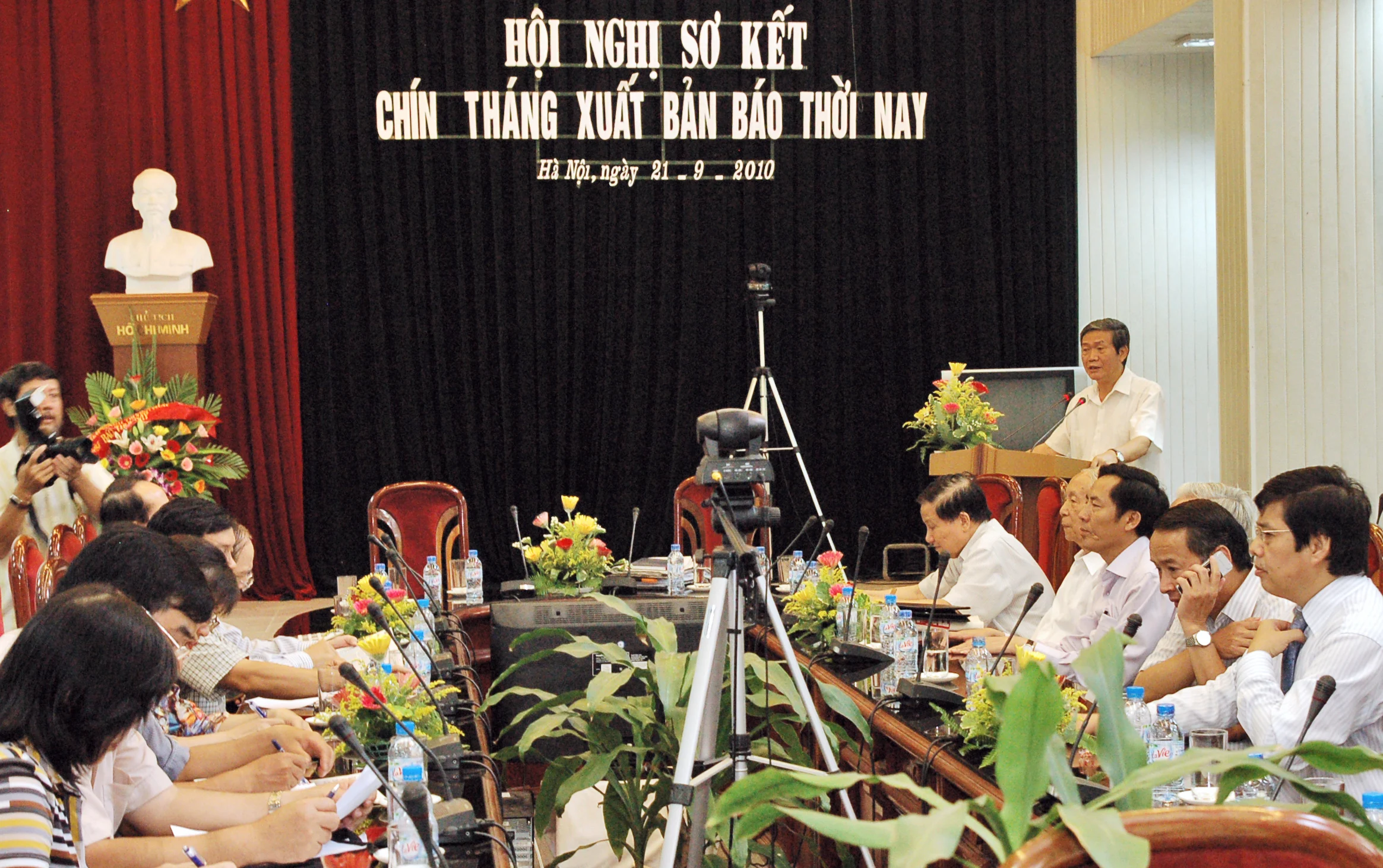 Dấu ấn nhà báo Đinh Thế Huynh