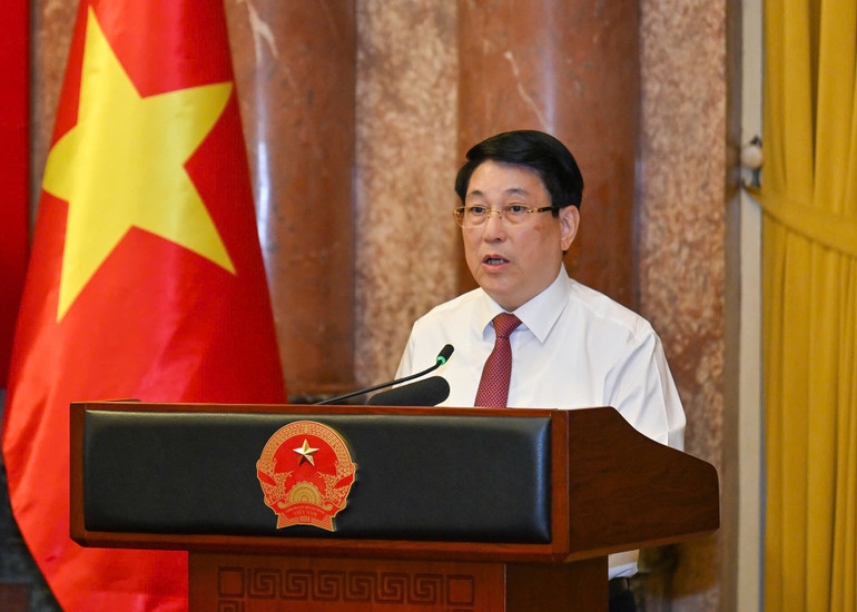 Chủ tịch nước Lương Cường phát biểu tại buổi gặp mặt