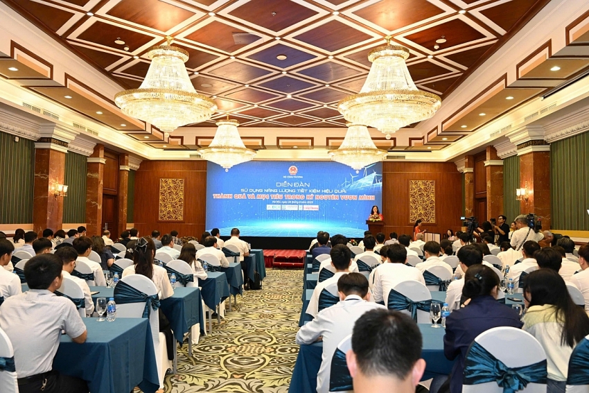 Sử dụng năng lượng tiết kiệm, hiệu quả: Động lực mới trong kỷ nguyên phát triển xanh