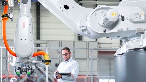 Robot công nghiệp - Giải pháp cho bài toán năng suất