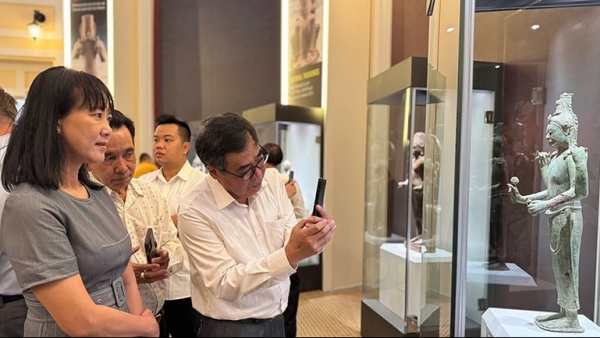 Trưng bày chuyên đề “Bảo vật quốc gia - Những kiệt tác di sản tại Thành phố Hồ Chí Minh”