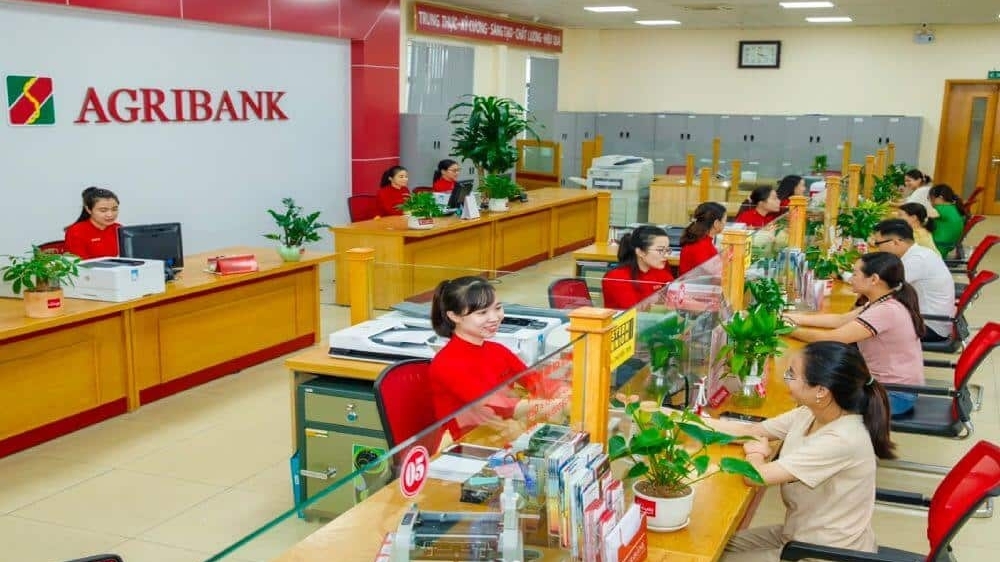 Tin tức ngân hàng nổi bật tuần qua: Agribank giữ vững mặt bằng lãi suất huy động