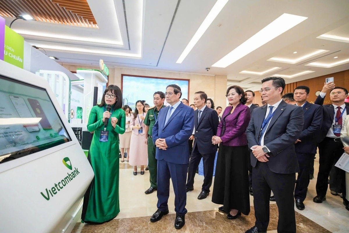 Vietcombank duy trì lãi suất thấp, tiếp sức cho tăng trưởng
