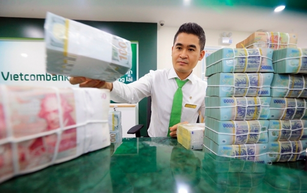 Vietcombank duy trì lãi suất thấp, tiếp sức cho tăng trưởng