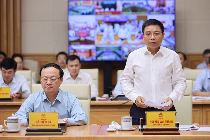 Chính phủ đặt mục tiêu tăng trưởng GDP năm 2025 từ 8,3-8,5%, phấn đấu đạt 10% vào năm 2026