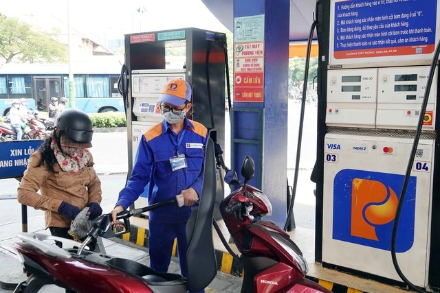 Ông Lưu Văn Tuyển làm Tổng giám đốc Tập đoàn Petrolimex