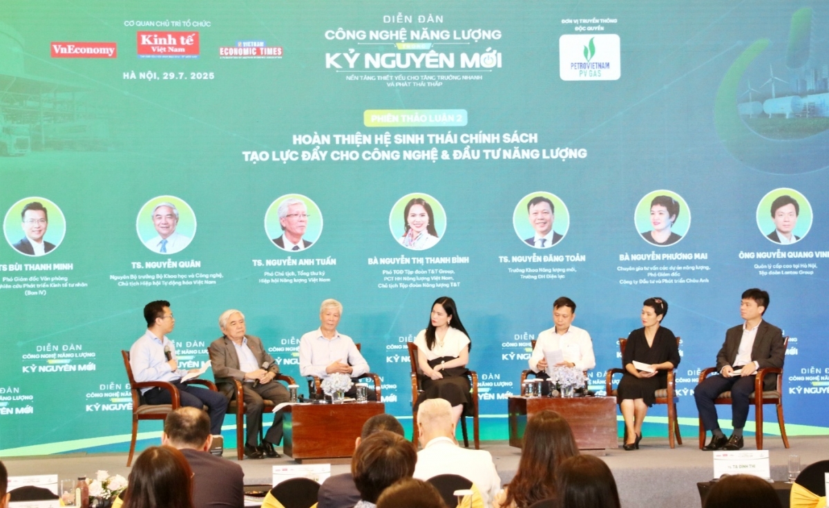 Công nghệ là chìa khóa vàng mở ra cánh cửa tương lai năng lượng xanh