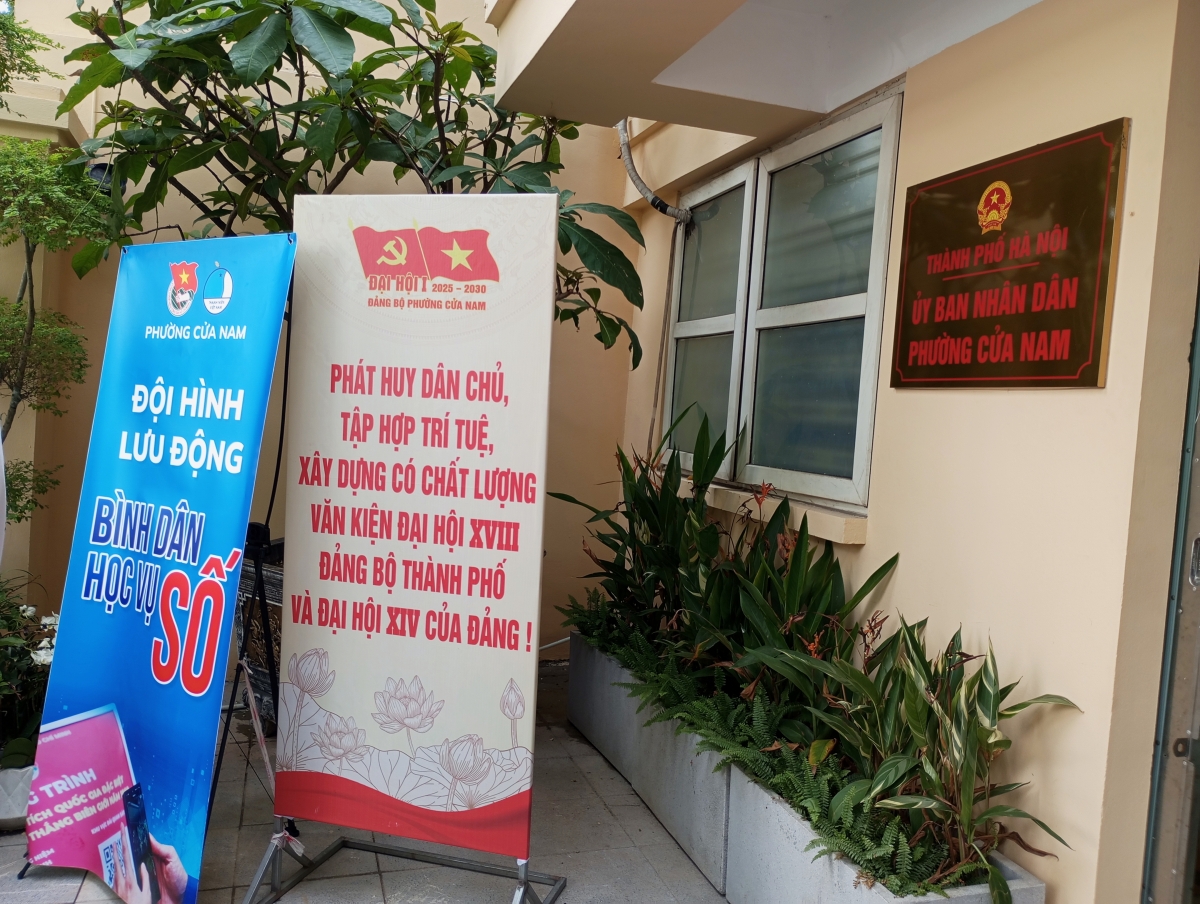 Ghi nhận ngày đầu triển khai tiện ích dịch vụ công trên địa bàn Hà Nội